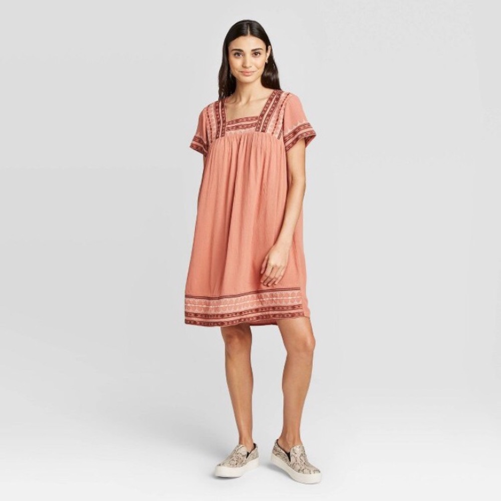 NWT Knox Rose Coral Short Sleeve Dress